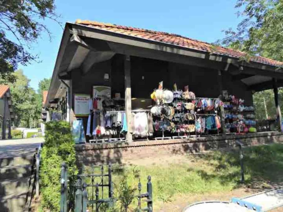 Chalet Toetje Op De Veluwe Hoenderloo Ngoại thất bức ảnh